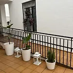 Sherry Iv Parking Gratuito *