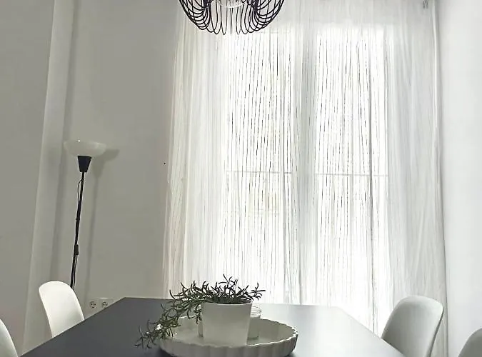 Sherry Iv Parking Gratuito Lägenhet *